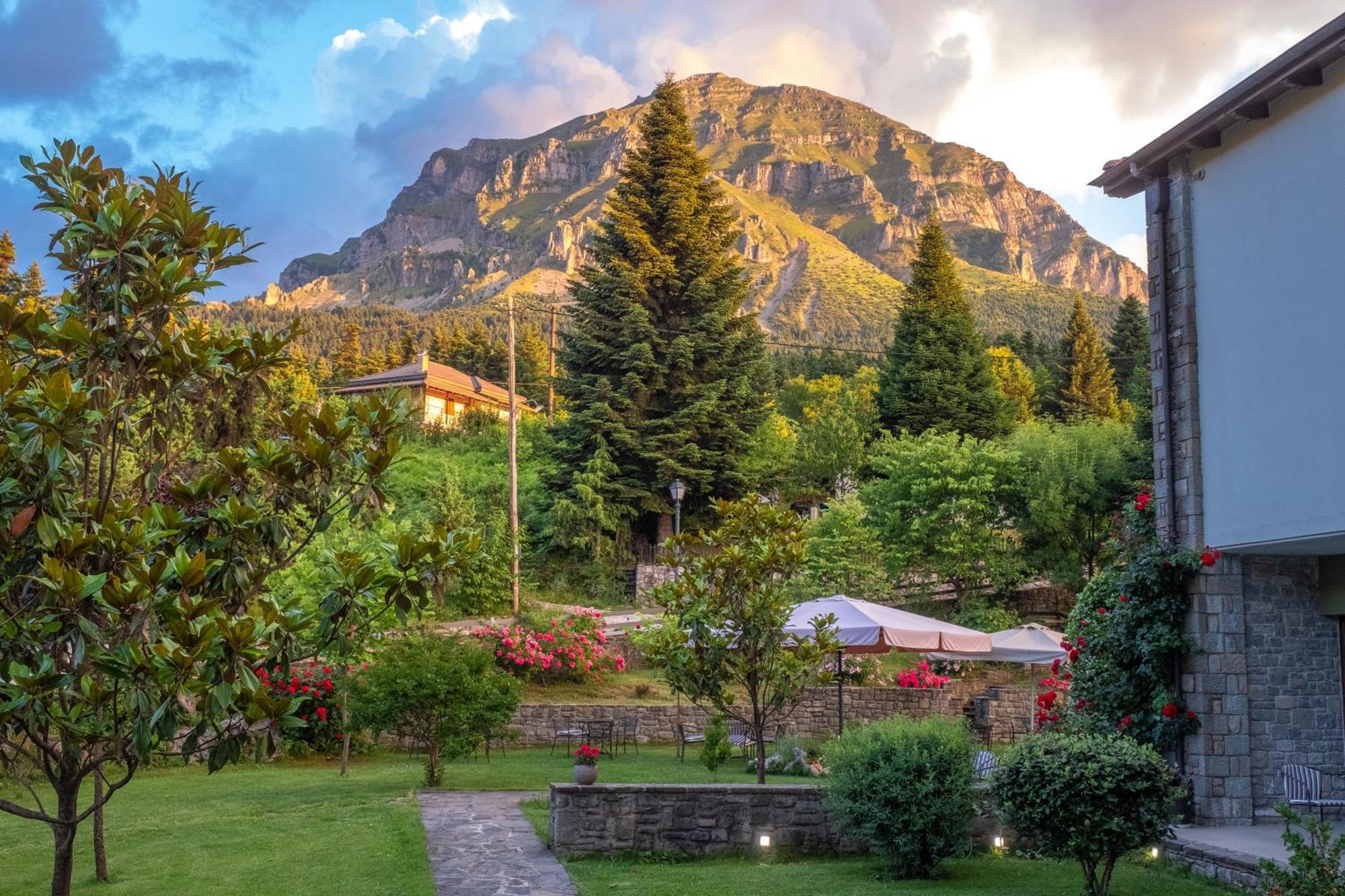 Anavasi Mountain Resort Pramanta Dış mekan fotoğraf