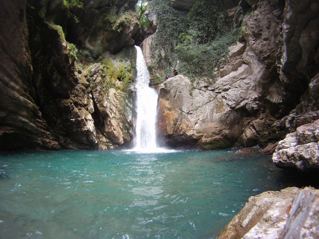 Anavasi Mountain Resort Pramanta Dış mekan fotoğraf