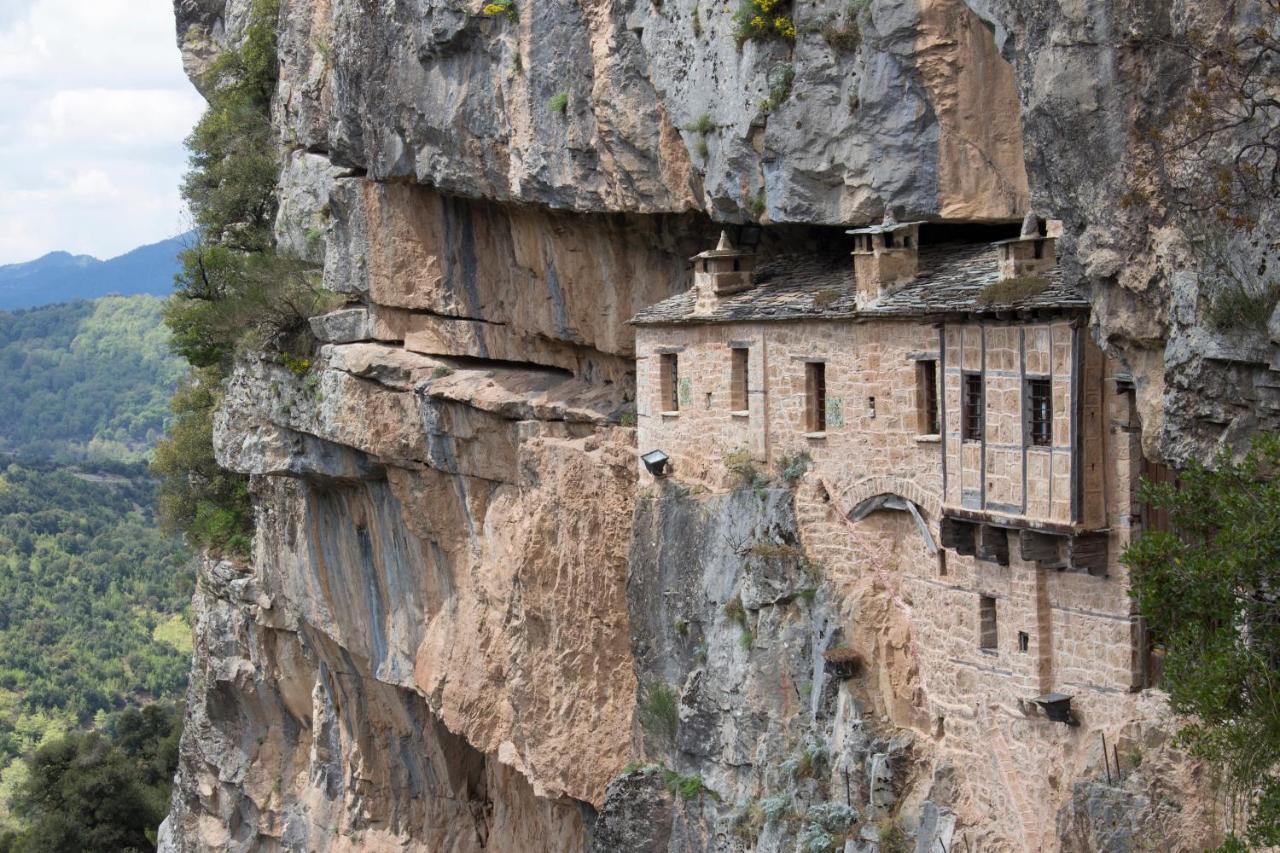 Anavasi Mountain Resort Pramanta Dış mekan fotoğraf